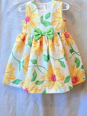 Size 2 Iris &  Ivy Yellow Sunflowers On A Bright White Background Sundress
